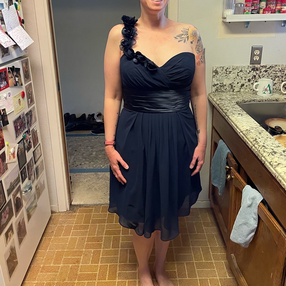 NWOT size 12 Bill Levkoff bridesmaids dress, navy blue, knee length w/one strap - Picture 6 of 10